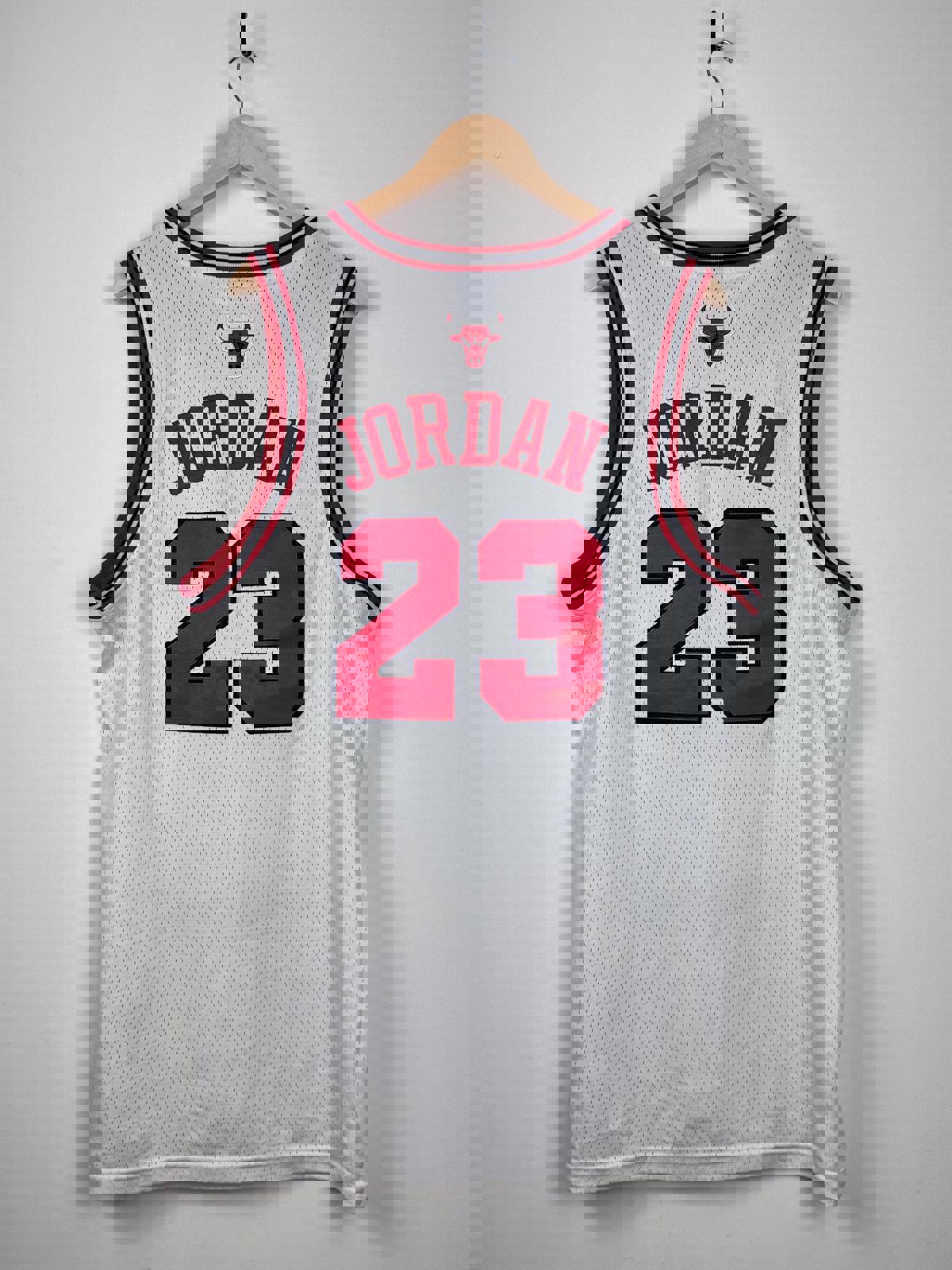 Nike NBA x Chicago Bulls Michael Jordan #23 Basketball Jersey - Size L